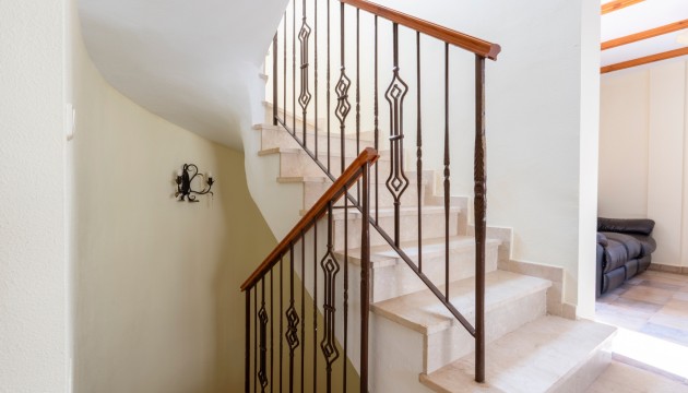 Resale - Villen
 - Villamartin