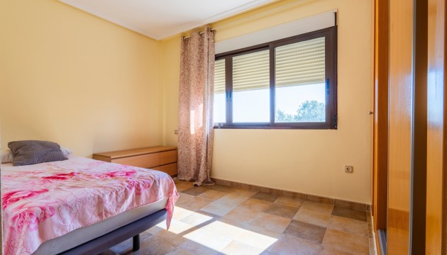 Resale - Villen
 - Villamartin