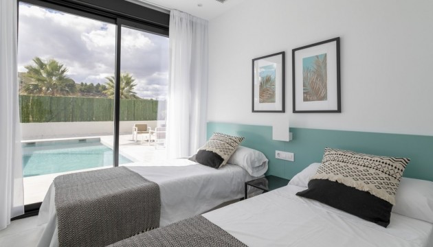 New Build - Villen
 - Calasparra - Coto Riñales