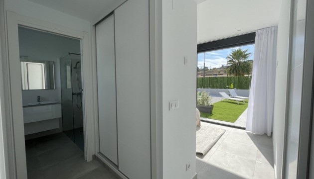 New Build - Villen
 - Calasparra - Coto Riñales