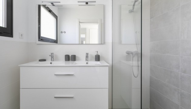 New Build - Villen
 - Calasparra - Coto Riñales