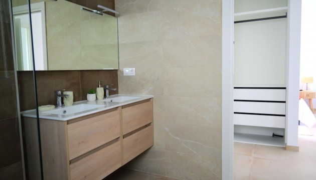 Nouvelle construction - Villas
 - Dolores - polideportivo