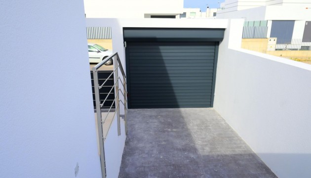 Nouvelle construction - Villas
 - Dolores - polideportivo