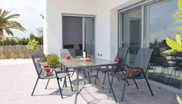 New Build - Villen
 - Rafal - polideportivo