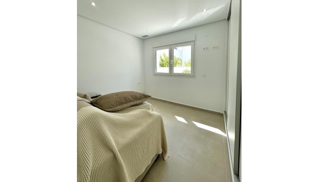 New Build - Villen
 - Benijofar - Pueblo