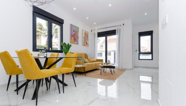 New Build - Villen
 - Torrevieja - Torretas