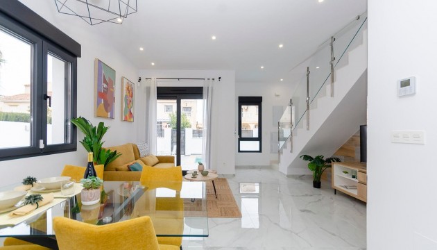 New Build - Villen
 - Torrevieja - Torretas