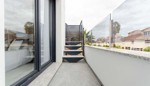 New Build - Villen
 - Torrevieja - Torretas