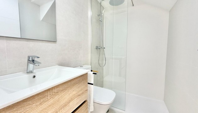 Nouvelle construction - Townhouse - Cox - San Fernando