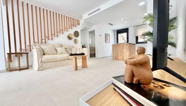 Nouvelle construction - Maison de ville - Cox - San Fernando