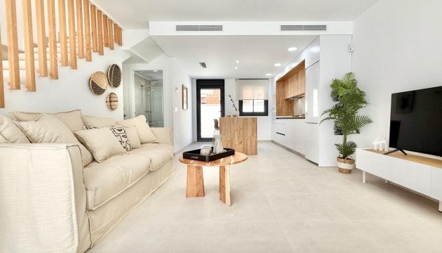 Nouvelle construction - Maison de ville - Cox - San Fernando