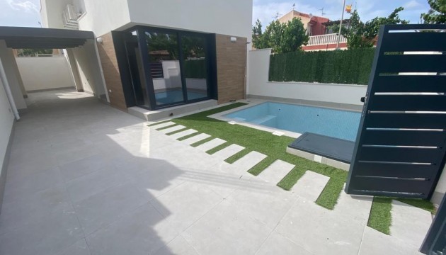 Nueva construcción  - Villas
 - Los Alcazares - La Concha