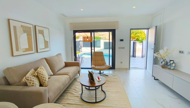 New Build - Villen
 - Pilar de la Horadada - Pinar de Campoverde