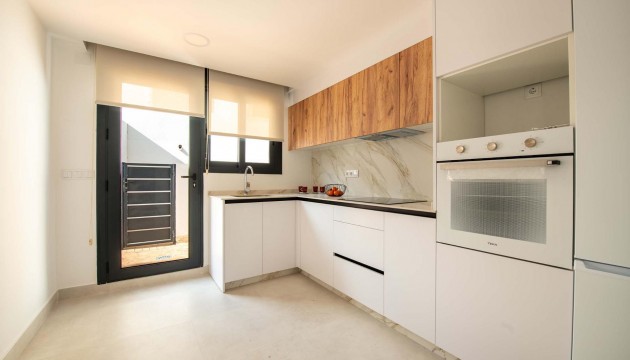 New Build - Townhouse - Cox - San Fernando