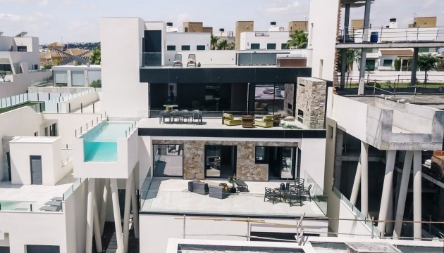 New Build - Villen
 - Rojales - Altos De La Marquesa