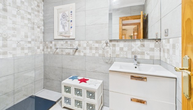 Resale - Wohnung - Los Alcazares