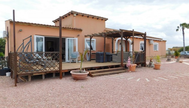 Revente - Villas
 - Dolores