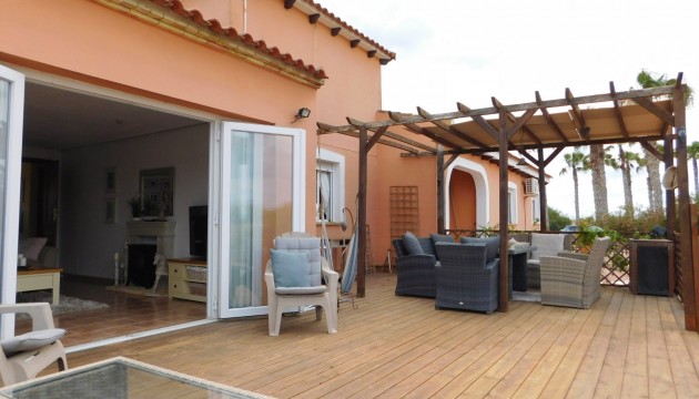 Revente - Villas
 - Dolores