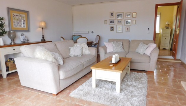 Revente - Villas
 - Dolores