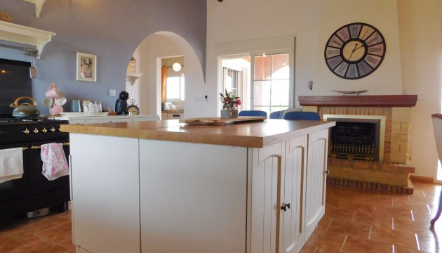 Revente - Villas
 - Dolores