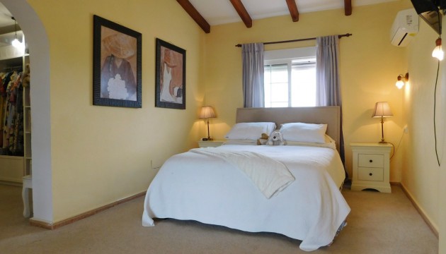 Revente - Villas
 - Dolores