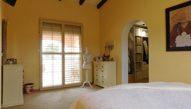 Revente - Villas
 - Dolores