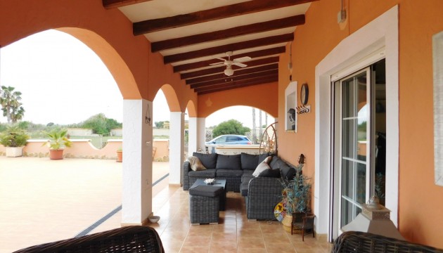 Revente - Villas
 - Dolores