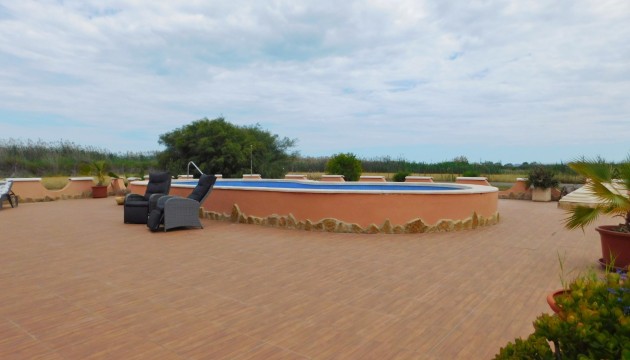 Revente - Villas
 - Dolores