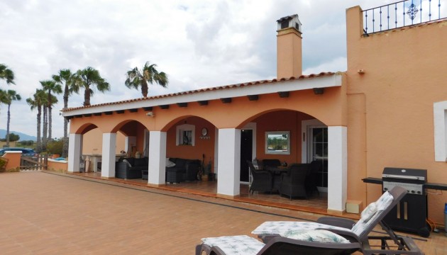 Revente - Villas
 - Dolores