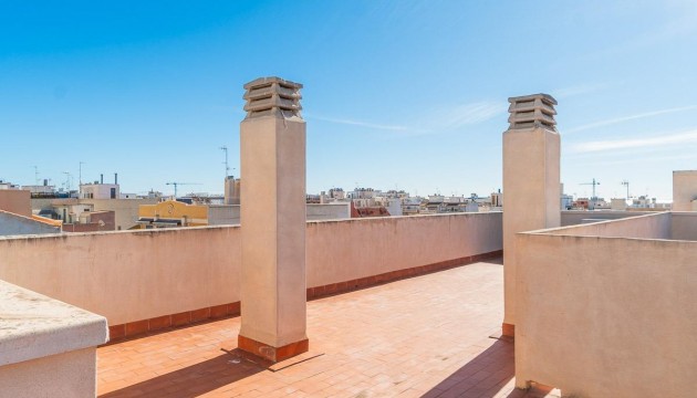 Sale - Apartment - Torrevieja - Centro