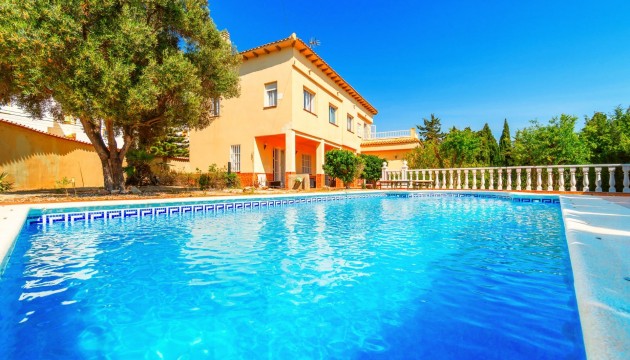 Revente - Villa's
 - Torrevieja - La Mata