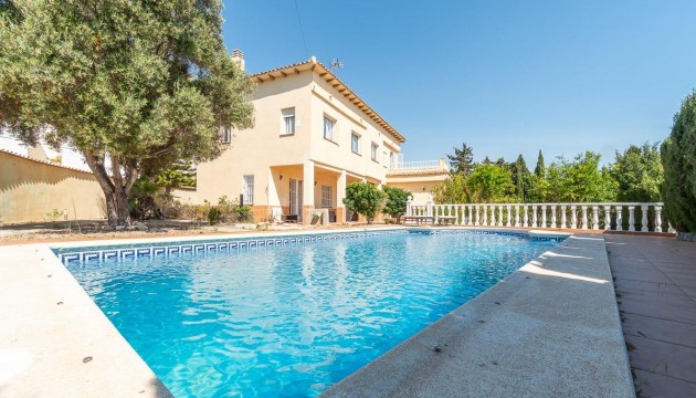 Revente - Villa's
 - Torrevieja - La Mata