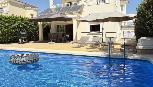 Revente - Villas
 - Altaona Golf and Country Village