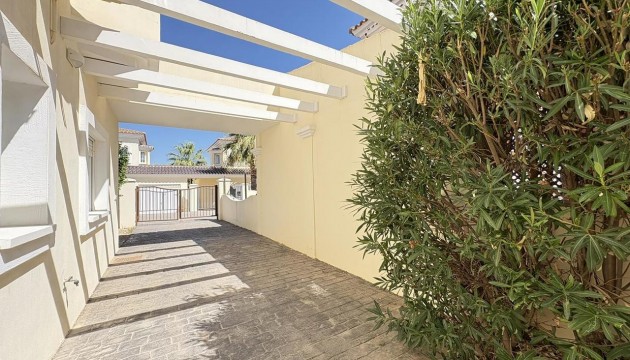 Revente - Villas
 - Altaona Golf and Country Village