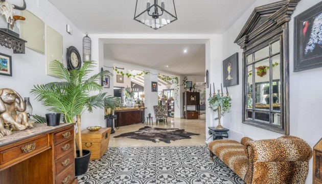 Resale - Villen
 - El Valle Golf Resort