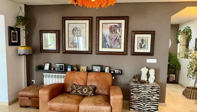 Resale - Villen
 - El Valle Golf Resort