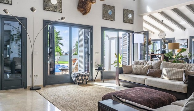 Resale - Villen
 - El Valle Golf Resort