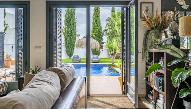 Resale - Villen
 - El Valle Golf Resort