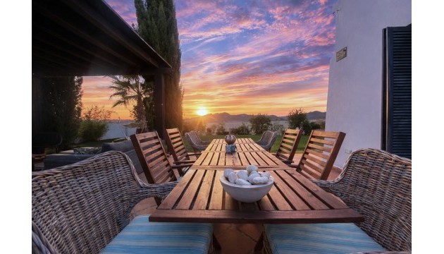 Resale - Villen
 - El Valle Golf Resort