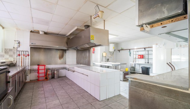 Location longue durée - Unité commerciale
 - San Fulgencio - La Marina