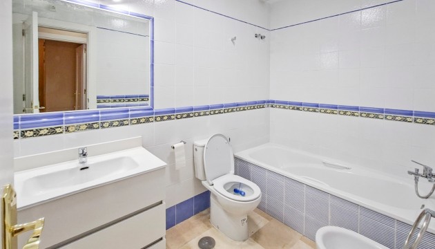 Sale - Townhouse - Villamartin - Villamartín