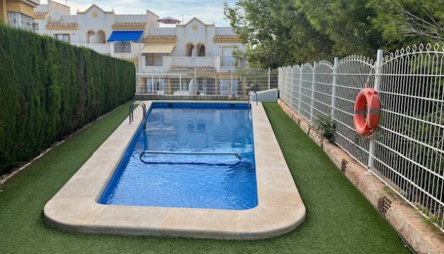 Sale - Villas - Torrevieja - Los balcones
