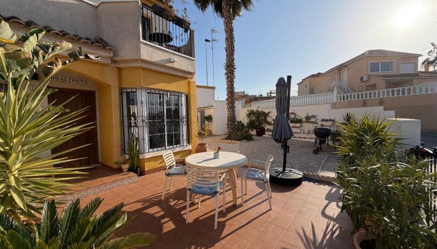 Sale - Villas - Torrevieja - Los balcones