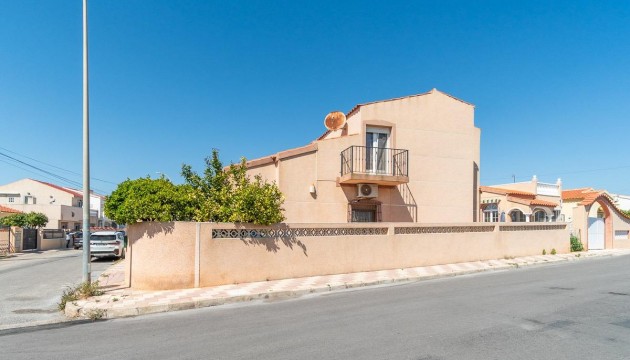 Resale - Villen
 - San Fulgencio - La Marina