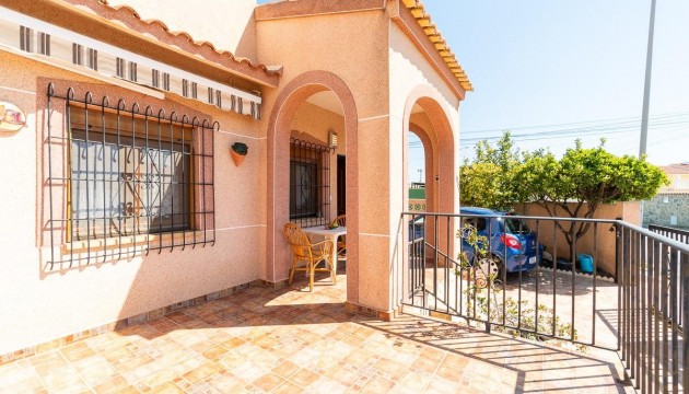 Resale - Villen
 - San Fulgencio - La Marina