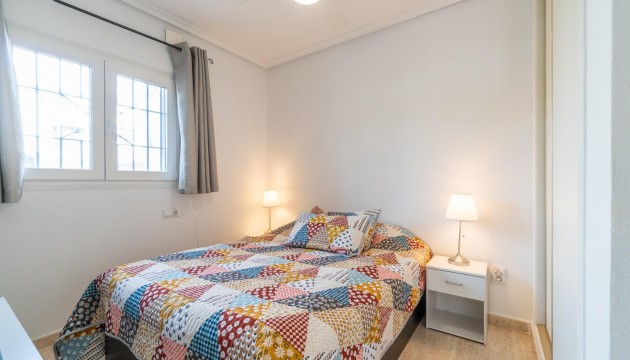 Sale - Chalet - Playa Flamenca - Zeniamar