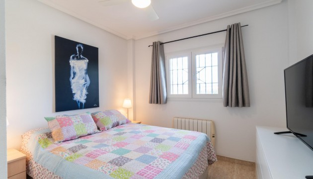 Sale - Chalet - Playa Flamenca - Zeniamar