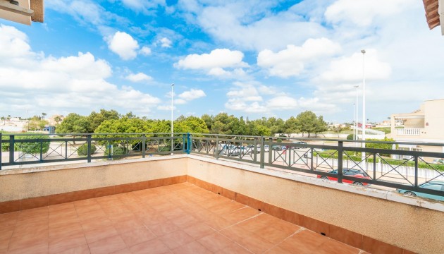 Sale - Chalet - Playa Flamenca - Zeniamar