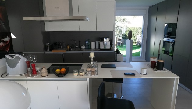 Resale - Villen
 - Algorfa