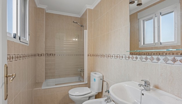 Venta - Apartamento - Daya Nueva - Costa Blanca South